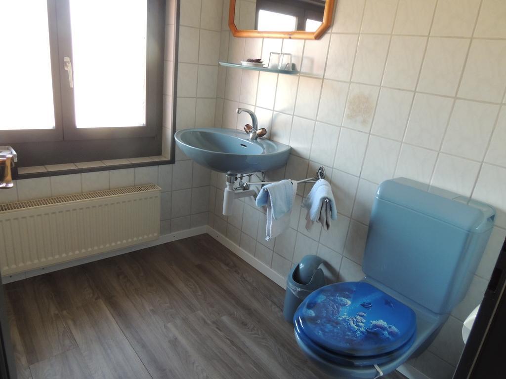 Hotel De La Gare Cousset Szoba fotó