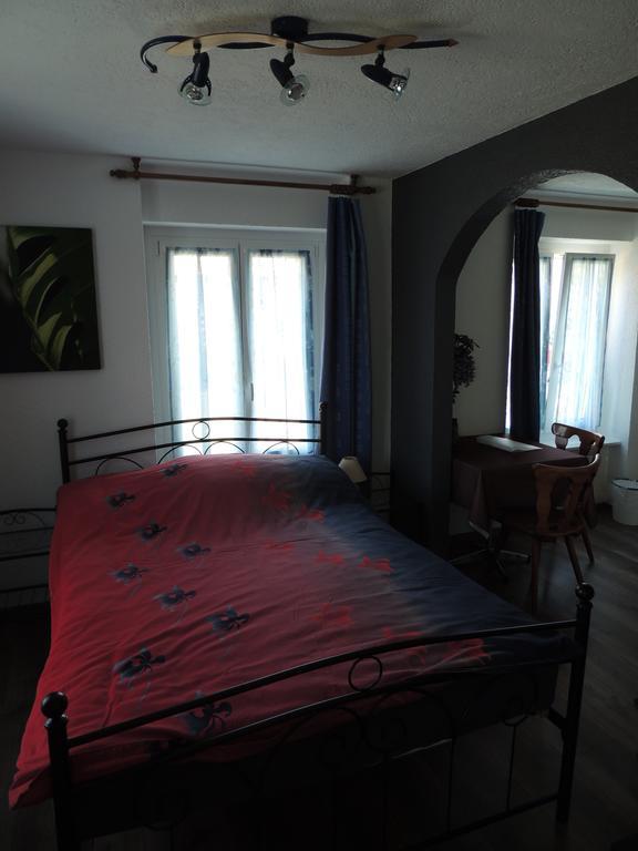 Hotel De La Gare Cousset Szoba fotó