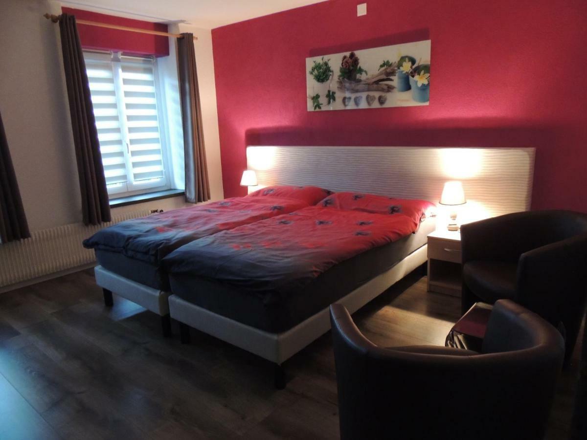 Hotel De La Gare Cousset Kültér fotó